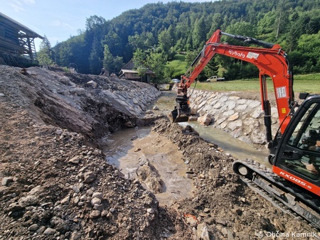 Sanacijska obnova vodotokov in hudournikov po poplavah (15)